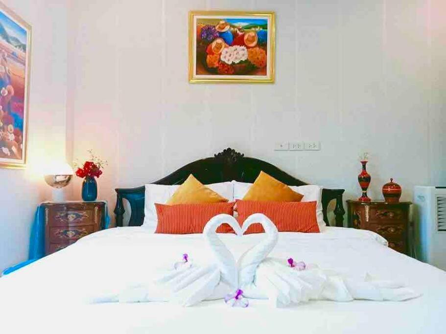 Colorful Pool Villa, Chiang Rai, Thailand Εξωτερικό φωτογραφία